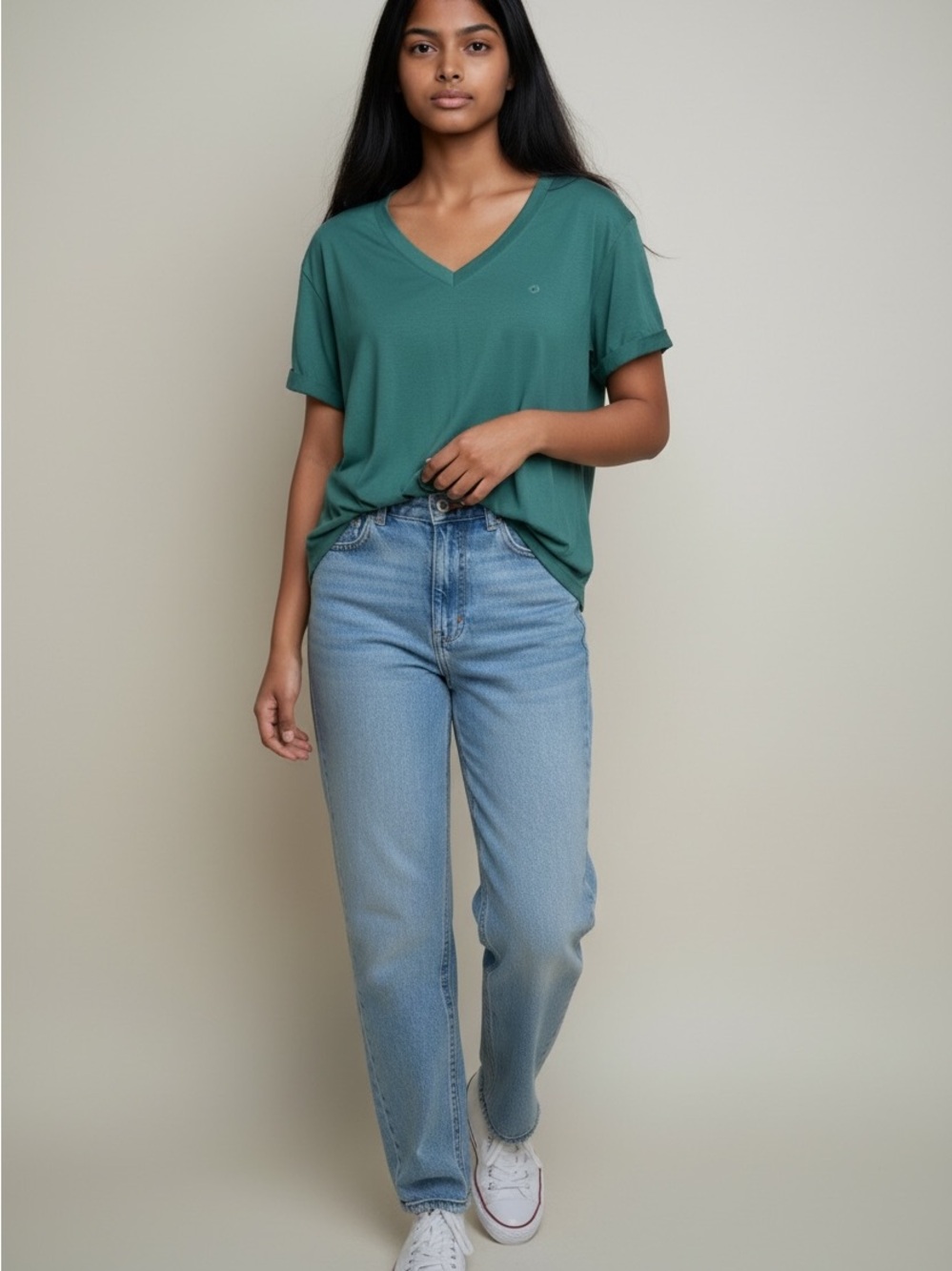 Women's AE Soft & Sexy Dark Green V-Neck T-Shirt Size Medium